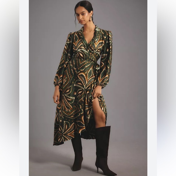 FARM Rio Dresses & Skirts - FARM RIO PINEAPPLE IKAT ASYMMETRICAL HEM DRESS SIZE M